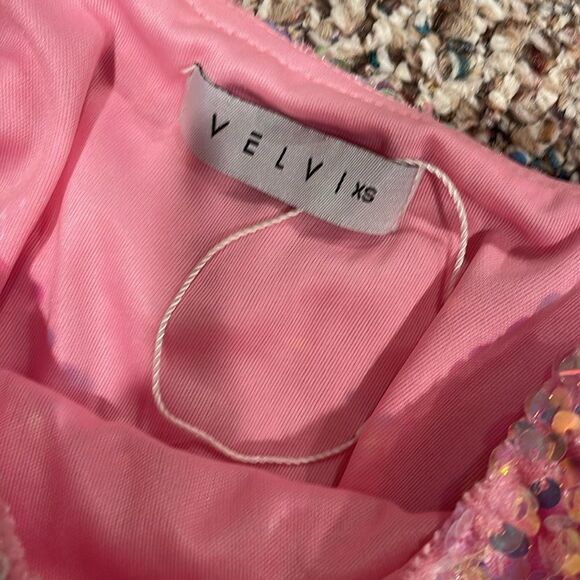 Iridescent Sequin Bodycon Dress in Pink- size xs - Picture 4 of 5